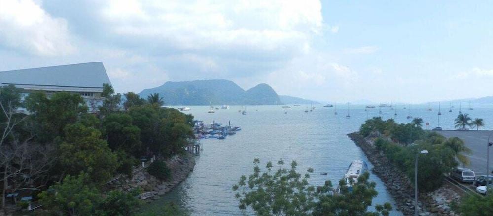 Geopark Hotel Kuah Langkawi Екстер'єр фото